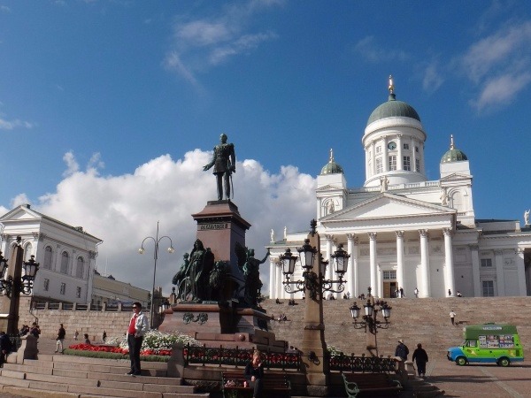 helsinque pontos turisticos