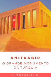 A palavra turca anıtkabir, significa túmulo memorial. Este foi construído para abrigar o mausoléu de Mustafa Kemal Atatürk, o primeiro presidente da República da Turquia.