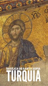 Hagia Sophia ou Santa Sofia?  Conheça a história do maior símbolo arquitetônico do Império Bizantino.