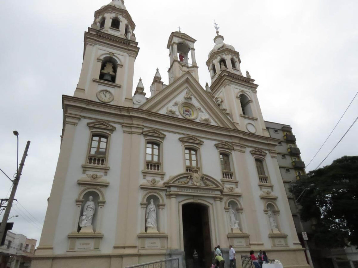 Fachada da Igreja de Santo Antônio de Guaratinguetá