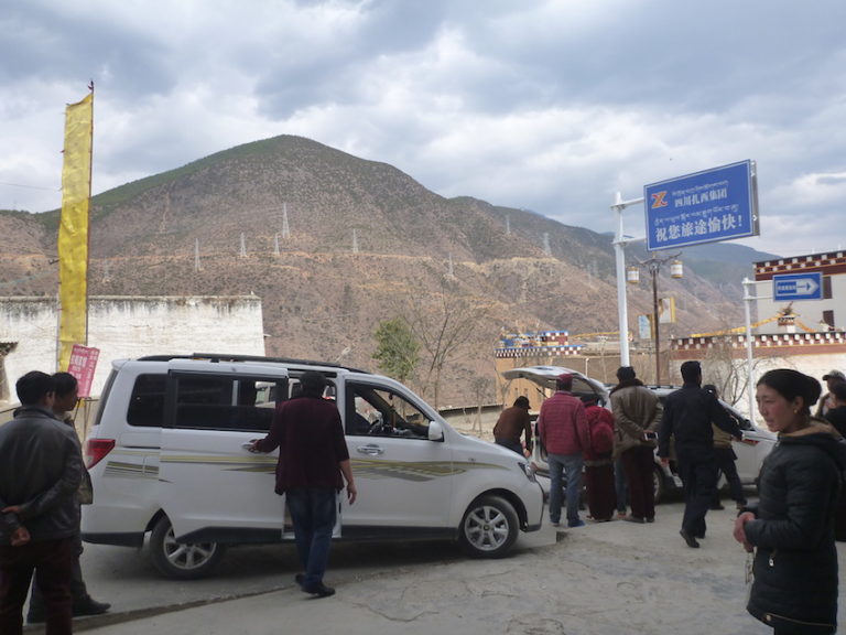Taxi entre Xiangcheng e Litang na China / Tibete