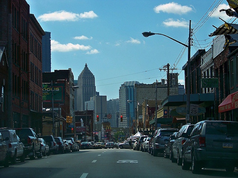 Vista do “Strip District” do centro da cidade Pittsburgh