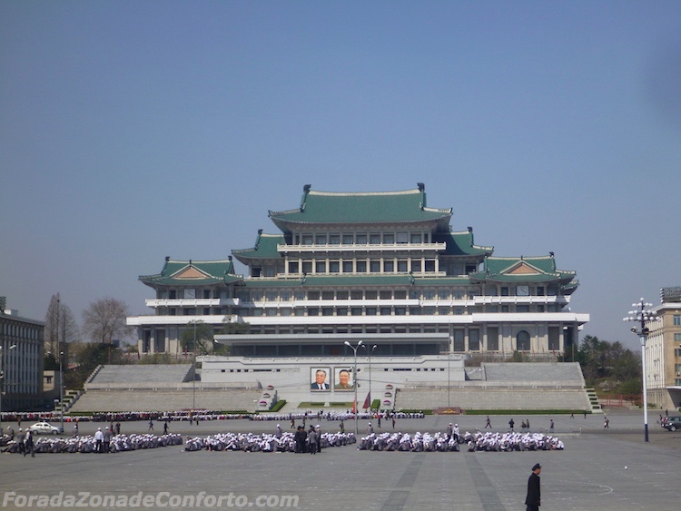 Praça Kim il-Sung Pyongyang Coreia do Norte