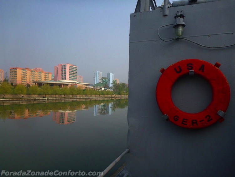 USS Pueblo - um navio de espionagem Americano capturado pelos norte-coreanos