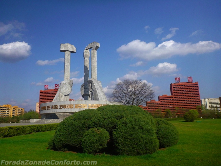 Monumento ao Partido do Trabalhador Coreia do Norte