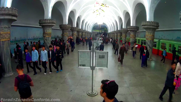 Estação de metrô Pyongyang Coreia do Norte