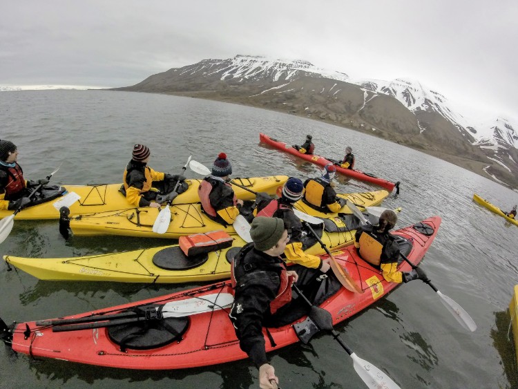 Svalbard Noruega caiaque artico