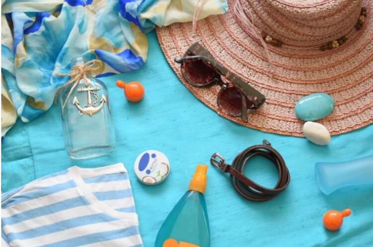 Women’s Packing List - 7 Items To Not Miss For Your Beach Vacation
