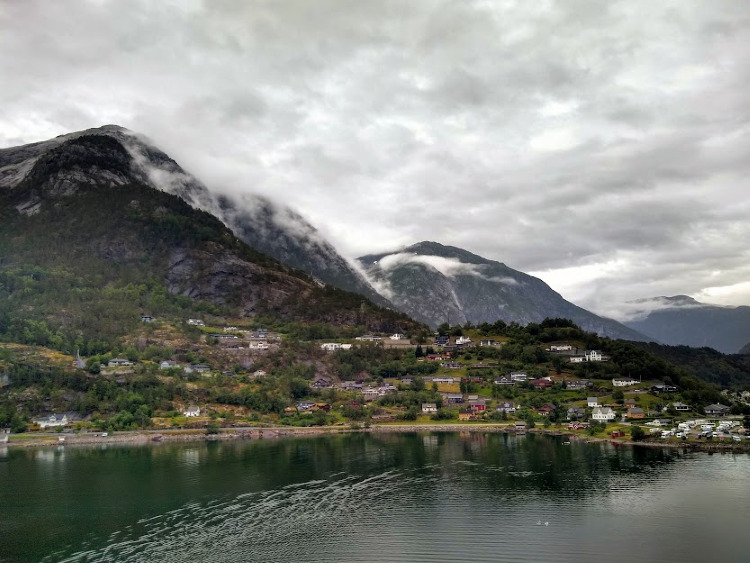 Como Passar 1 dia ao Ar Livre em Eidfjord, Noruega (Itinerário p/ parada de cruzeiro de 1 dia!)